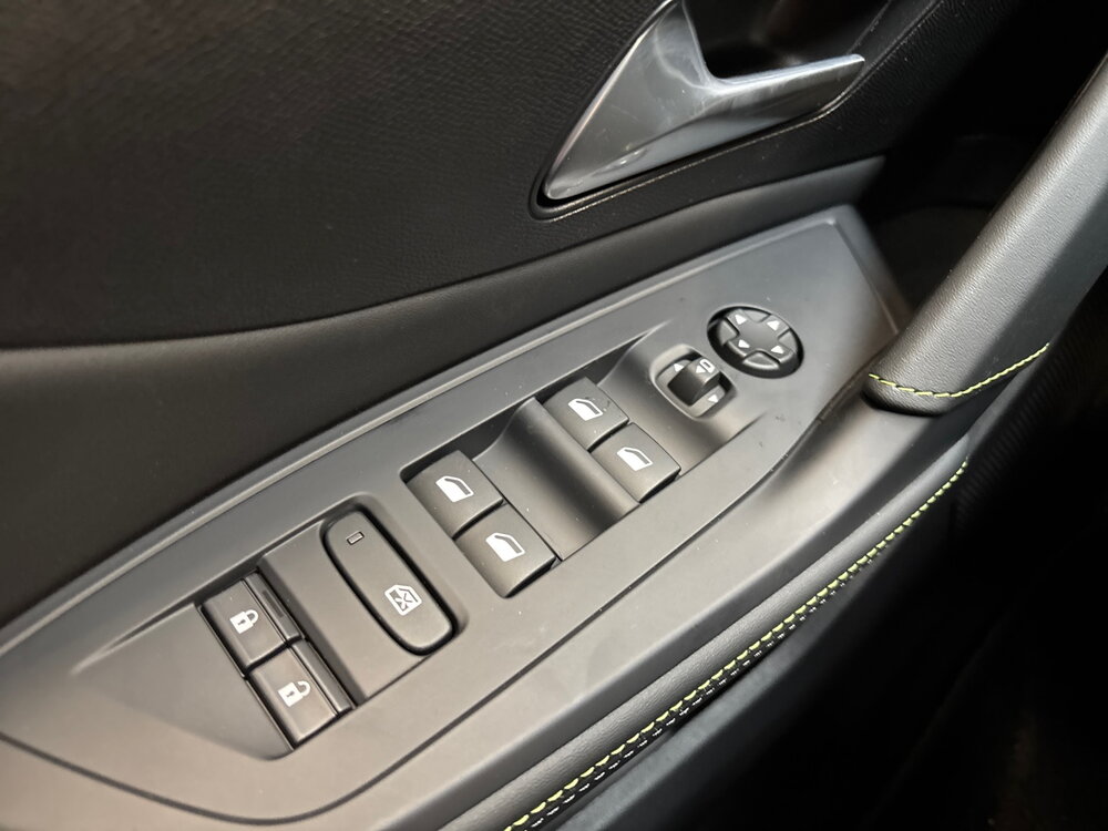 Occasion PEUGEOT 408 408 Hybrid 145 e-DCS6 - GT