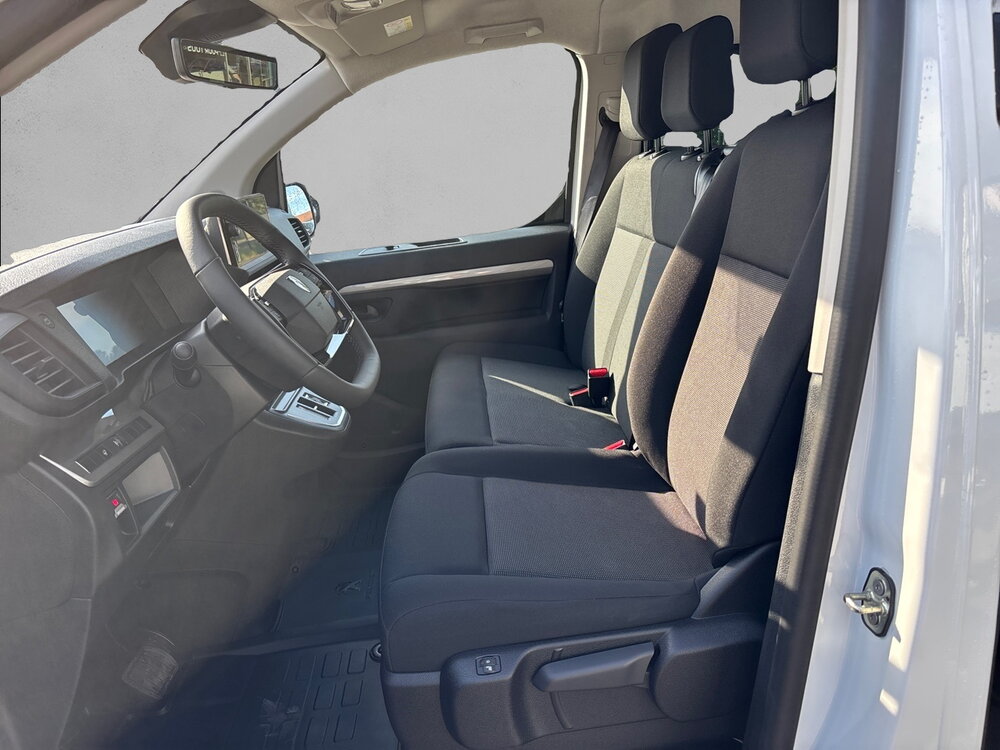 Occasion PEUGEOT Expert EXPERT CA FIXE M DIESEL 180 CH AUTOMATIQUE - TECH EDITION