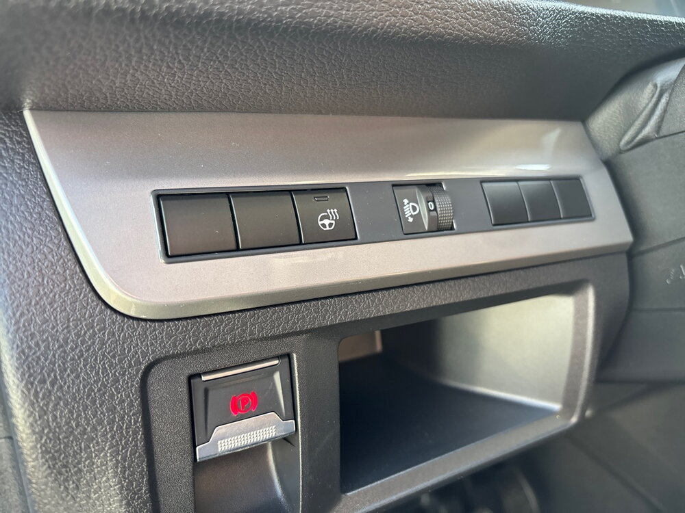 Occasion PEUGEOT Expert EXPERT CA FIXE M DIESEL 180 CH AUTOMATIQUE - TECH EDITION