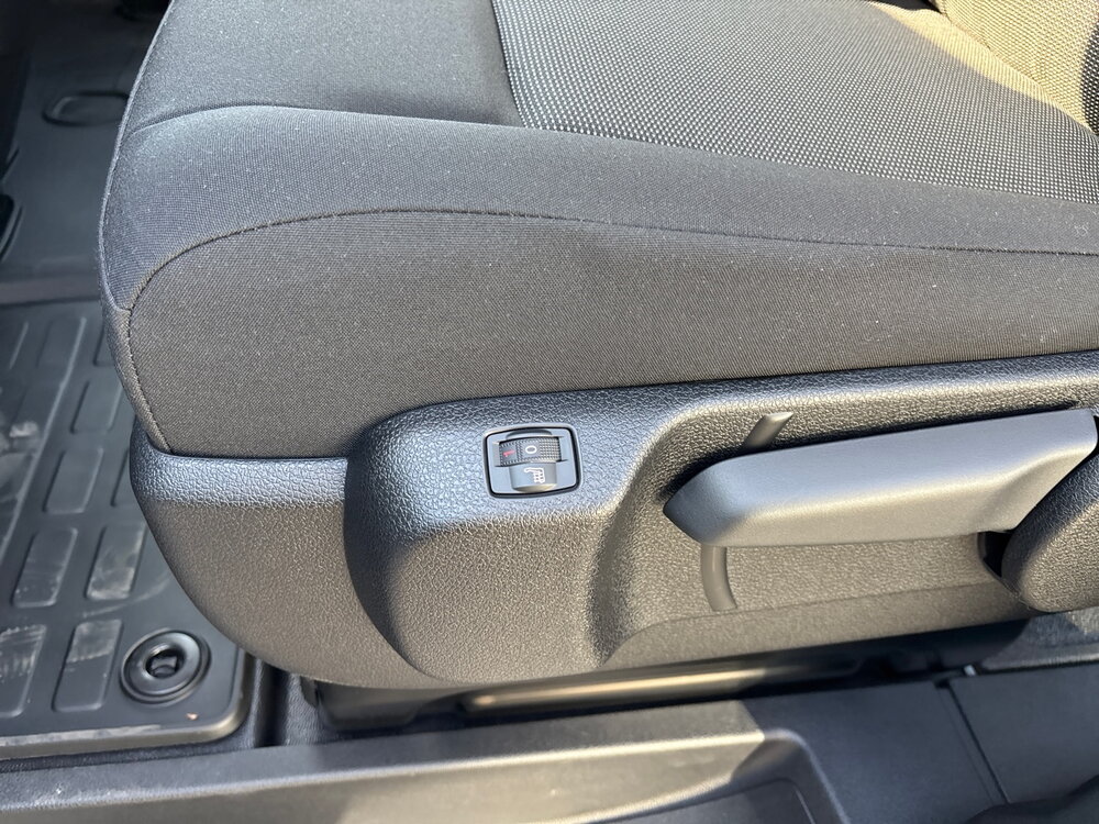 Occasion PEUGEOT Expert EXPERT CA FIXE M DIESEL 180 CH AUTOMATIQUE - TECH EDITION