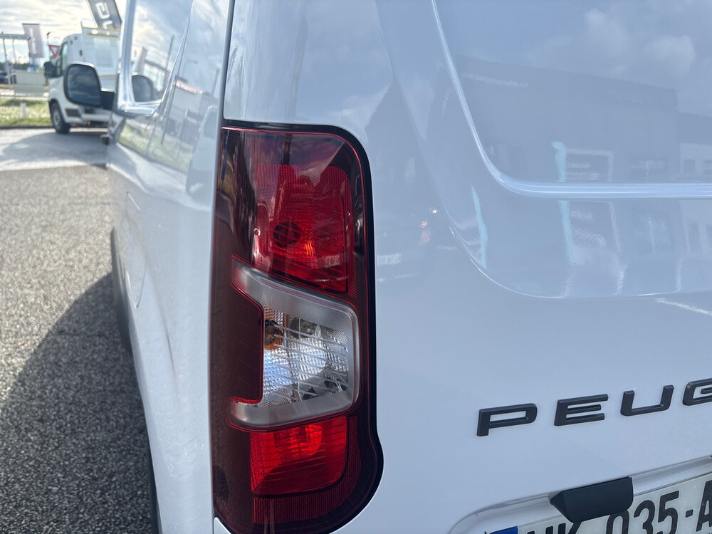 Occasion PEUGEOT Partner E-PARTNER FGN 136 CH M CHARG UT MAJ 54 KWH AUT