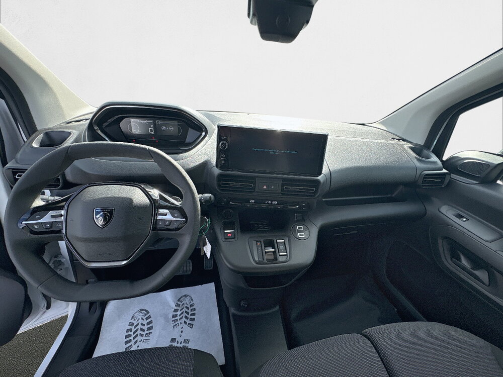 Occasion PEUGEOT Partner E-PARTNER FGN 136 CH M CHARG UT MAJ 54 KWH AUT