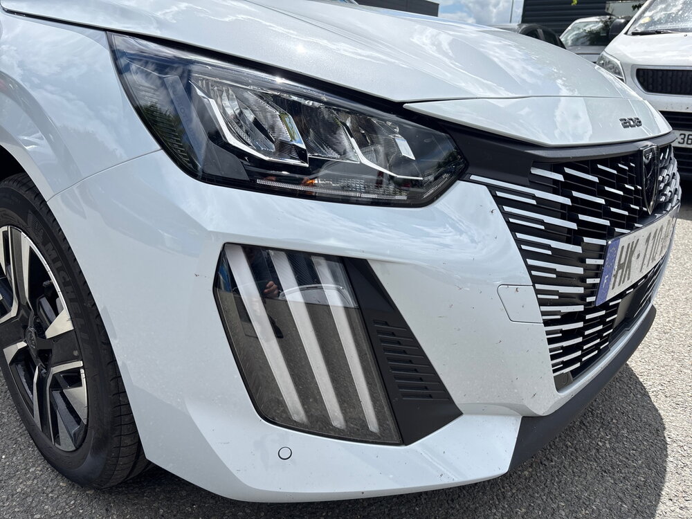 Occasion PEUGEOT 208 208 Hybrid 110 ch e-DCS6 - série spéciale EDITION