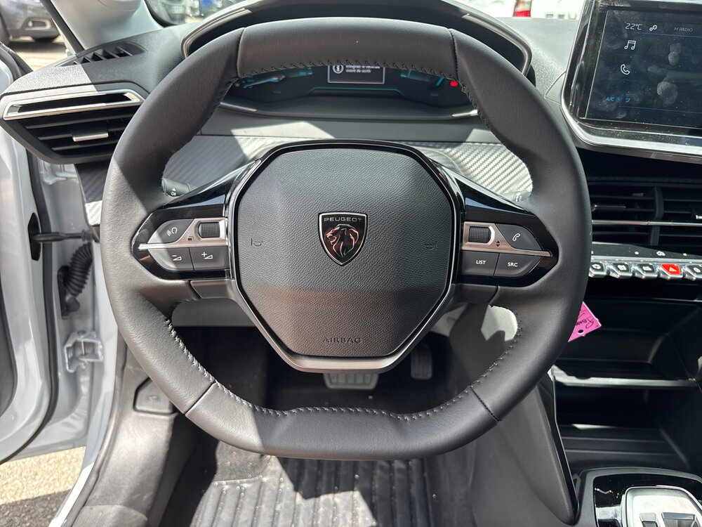 Occasion PEUGEOT 208 208 Hybrid 110 ch e-DCS6 - série spéciale EDITION