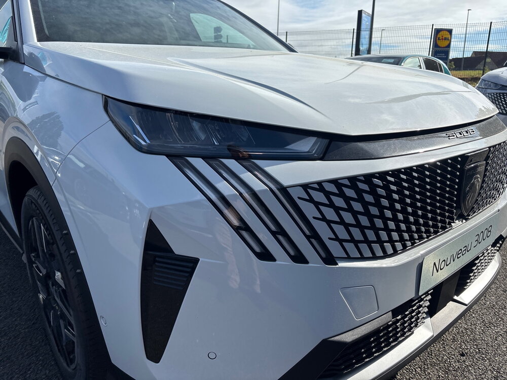 Occasion PEUGEOT 3008 3008 Hybrid 145 e-DCS6 - Allure