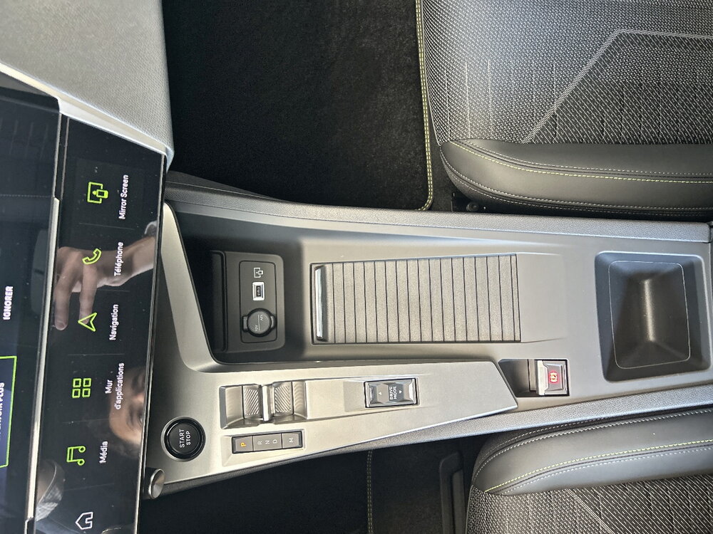 Occasion PEUGEOT 408 408 Hybrid 145 e-DCS6 - GT