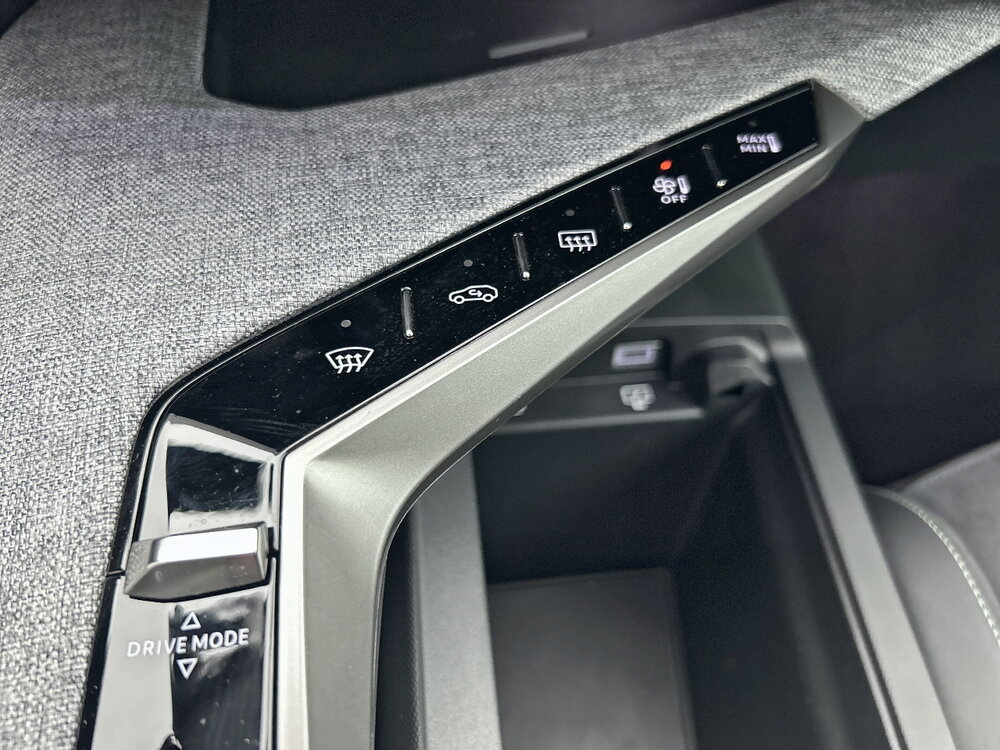 Occasion PEUGEOT 3008 3008 Hybrid 145 e-DCS6 - GT