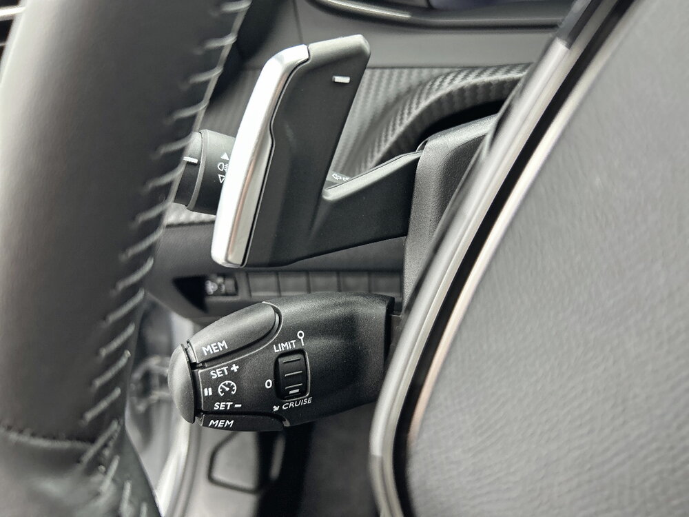 Occasion PEUGEOT 208 208 Hybrid 100 e-DCS6 - Allure