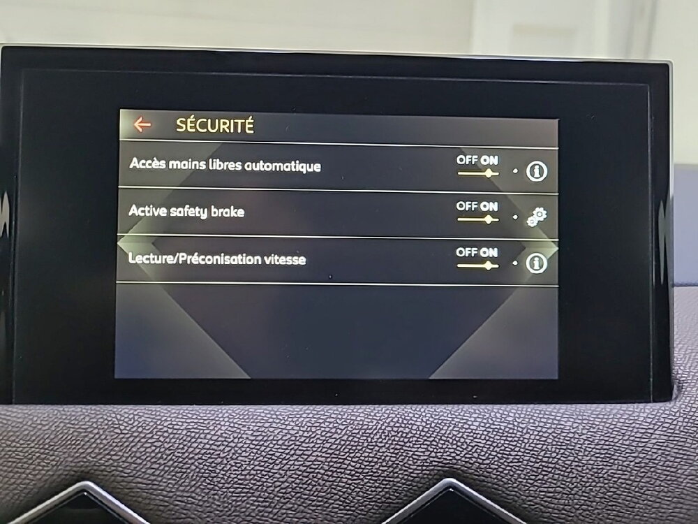 Occasion DS DS3 Crossback DS3 Crossback BlueHDi 100 BVM6 - So Chic