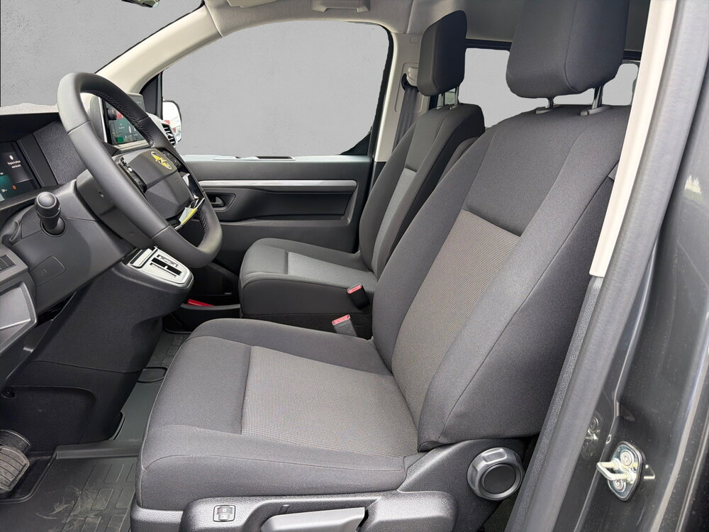 Occasion OPEL Vivaro VIVARO CA FIXE SPORTIVE DIESEL 180 CH M AUTOMATIQUE