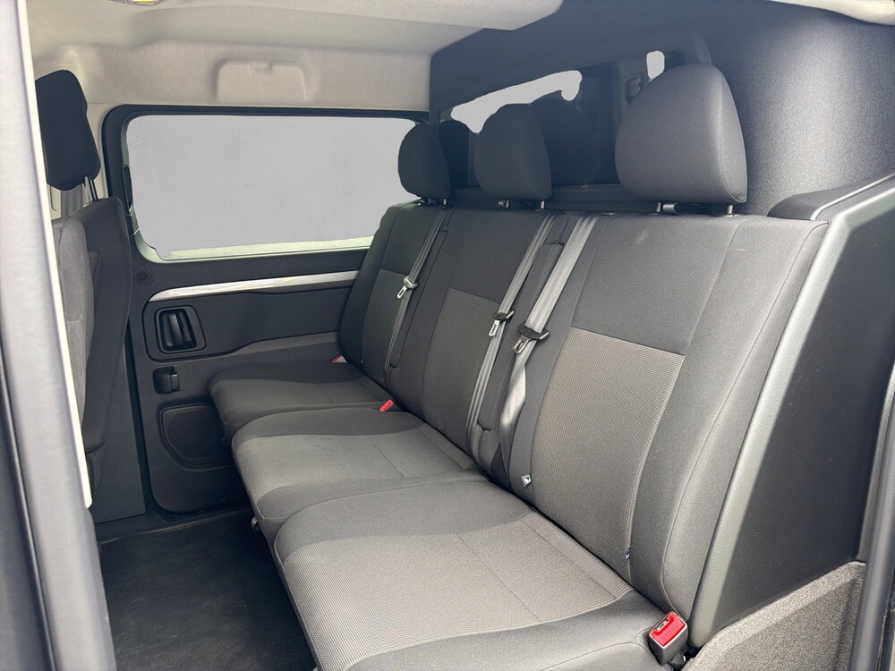 Occasion OPEL Vivaro VIVARO CA FIXE SPORTIVE DIESEL 180 CH M AUTOMATIQUE