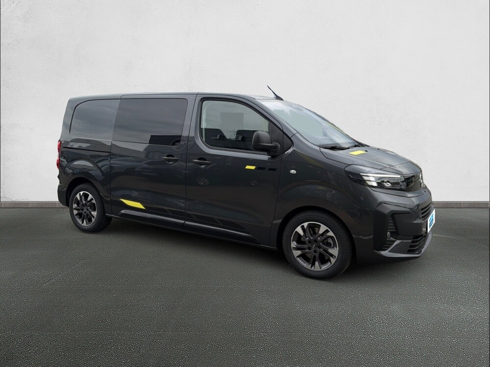 Occasion OPEL Vivaro VIVARO CA FIXE SPORTIVE DIESEL 180 CH M AUTOMATIQUE