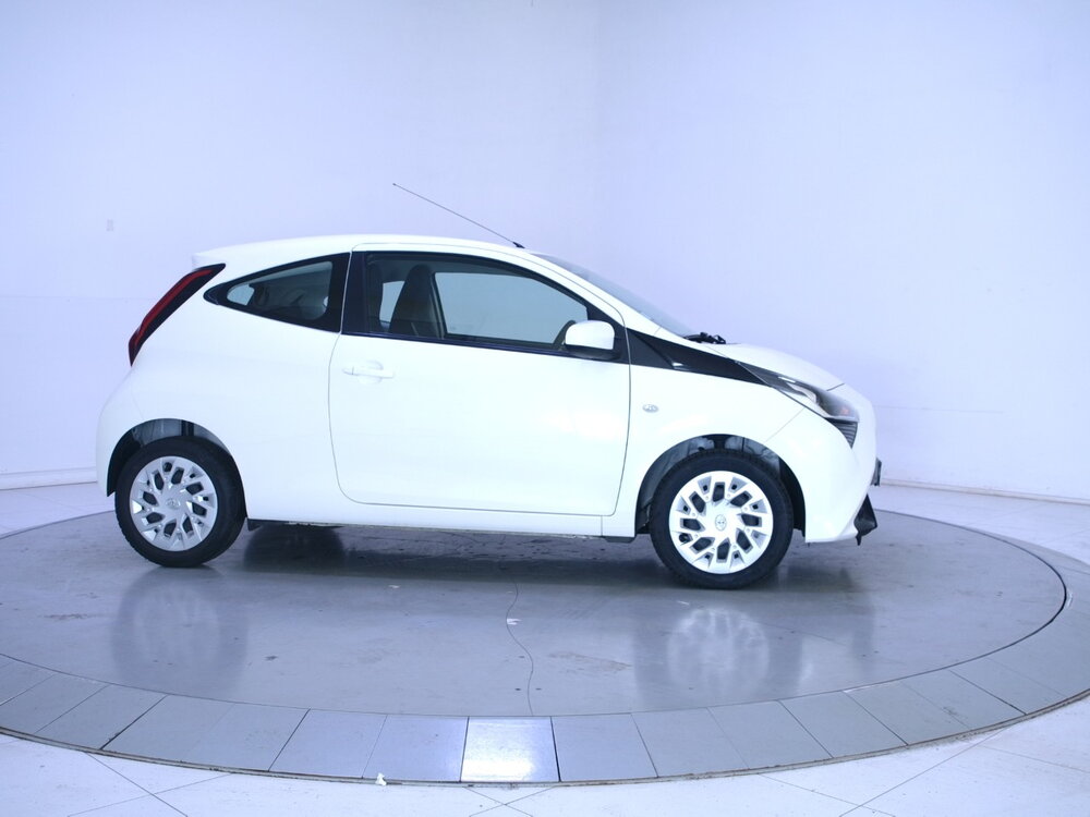 Occasion TOYOTA Aygo Aygo 1.0 VVT-i - x-play