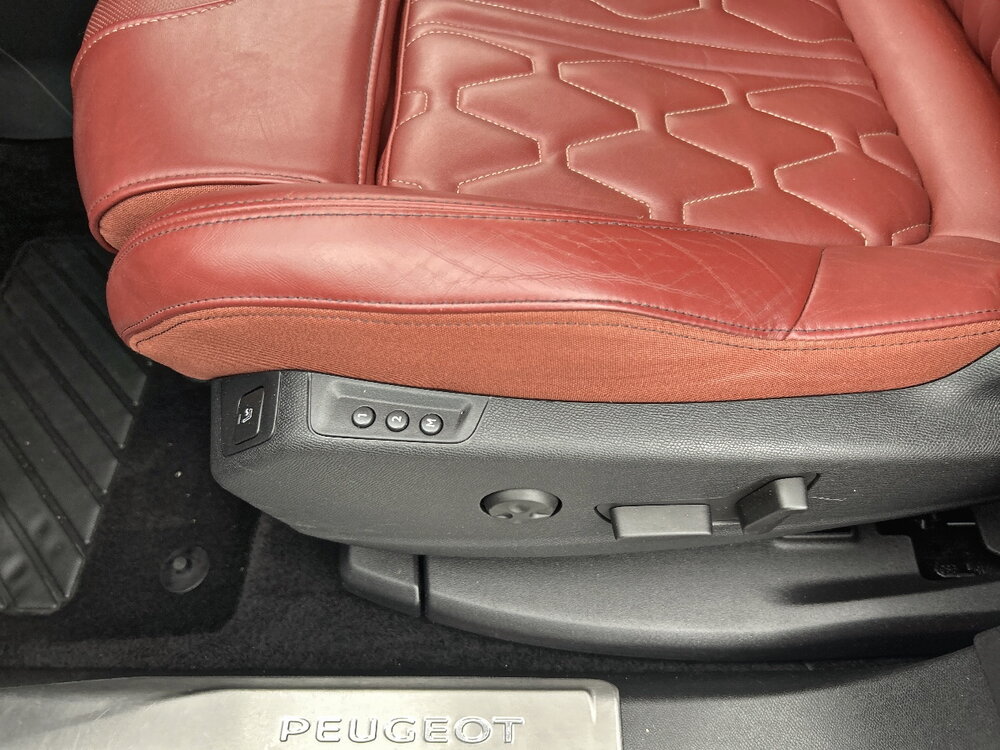 Occasion PEUGEOT 3008 3008 Hybrid4 300 e-EAT8 - GT Pack