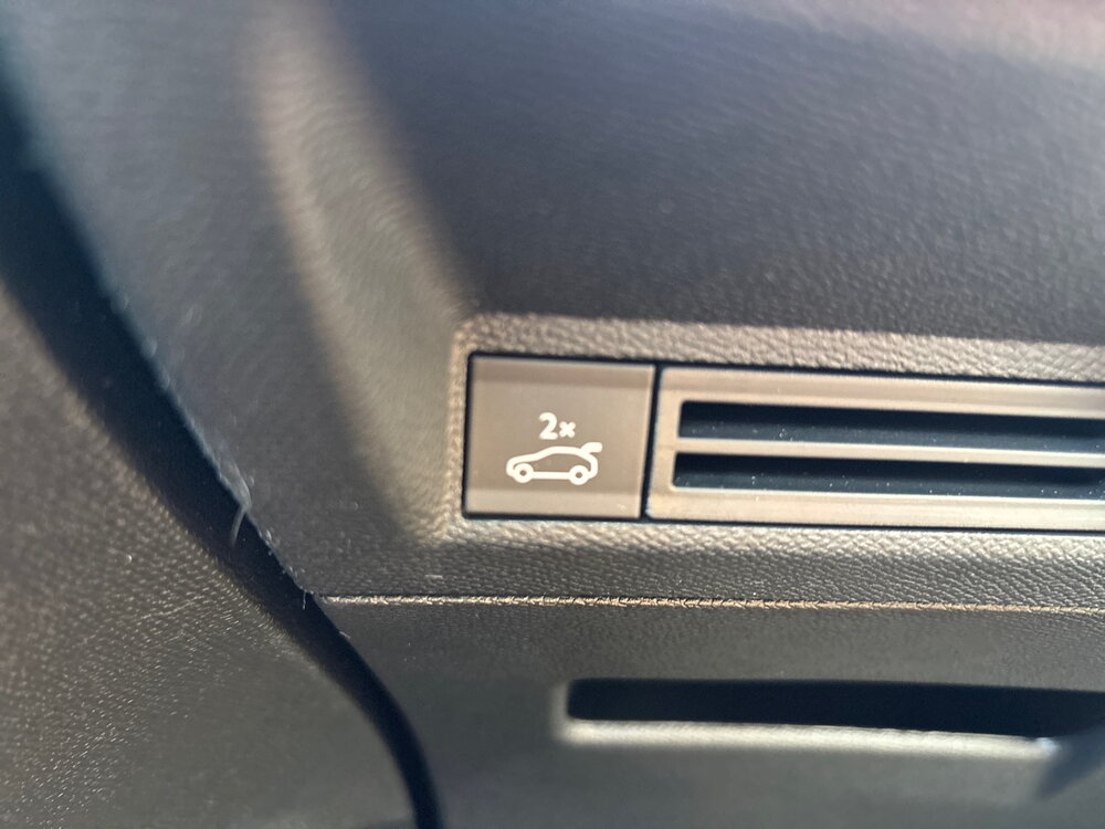 Occasion PEUGEOT 3008 3008 Hybrid 145 e-DCS6 - GT