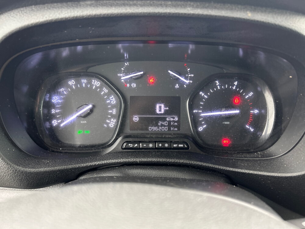 Occasion CITROEN Jumpy JUMPY FGN M BLUEHDI 145 S&S BVM6 - DRIVER