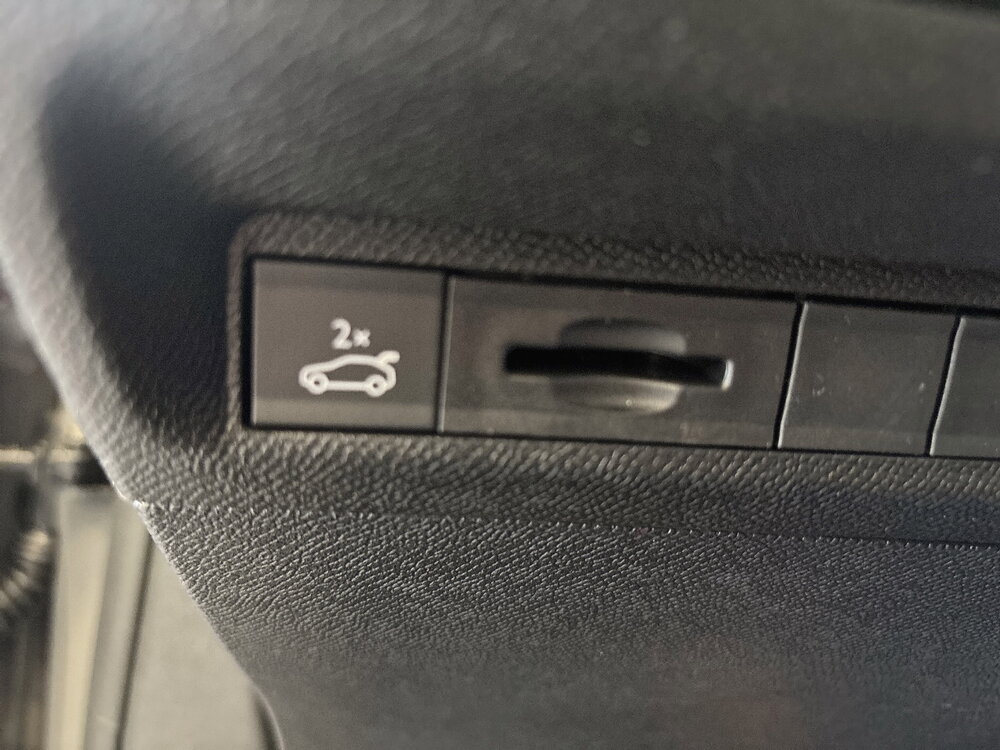 Occasion PEUGEOT 408 408 Hybrid 145 e-DCS6 - GT