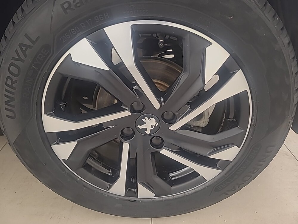 Occasion PEUGEOT 2008 2008 Electrique 136 ch - Allure