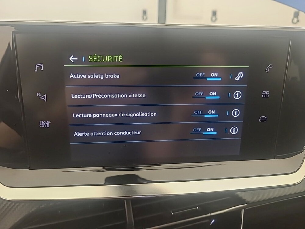 Occasion PEUGEOT 2008 2008 Electrique 136 ch - Allure