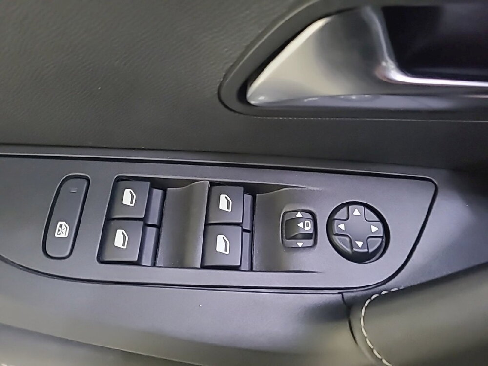 Occasion PEUGEOT 2008 2008 BlueHDi 100 S&S BVM6 - GT Line