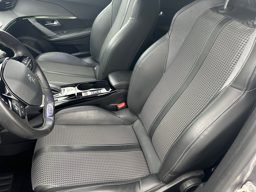 Occasion PEUGEOT 2008 2008 PureTech 130 S&S EAT8 - GT