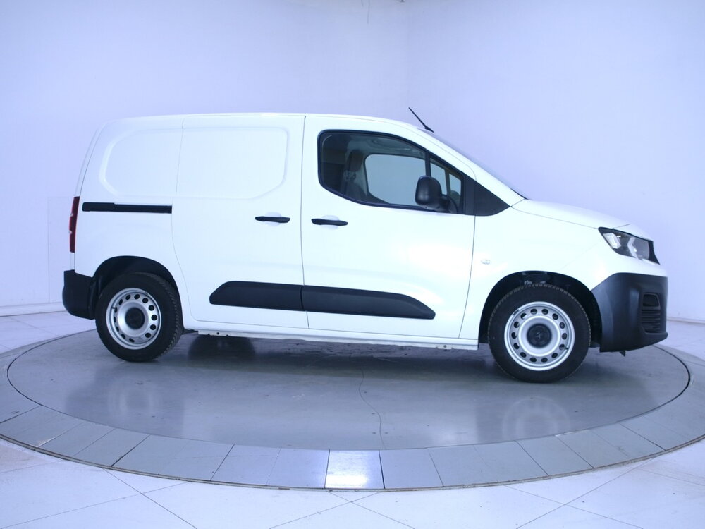 Occasion PEUGEOT Partner PARTNER FOURGON STANDARD 650 KG BLUEHDI 130 S&S EAT8 - ASPHALT