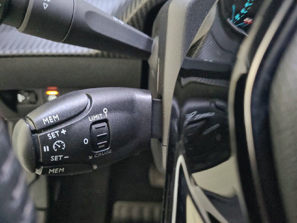 Occasion PEUGEOT 208 208 Electrique 50 kWh 136ch - Allure