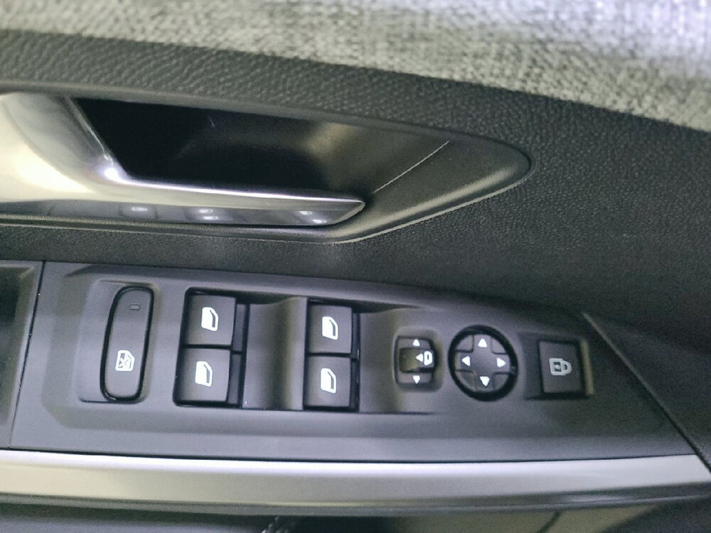 Occasion PEUGEOT 5008 5008 Hybrid 136 e-DCS6 - Allure