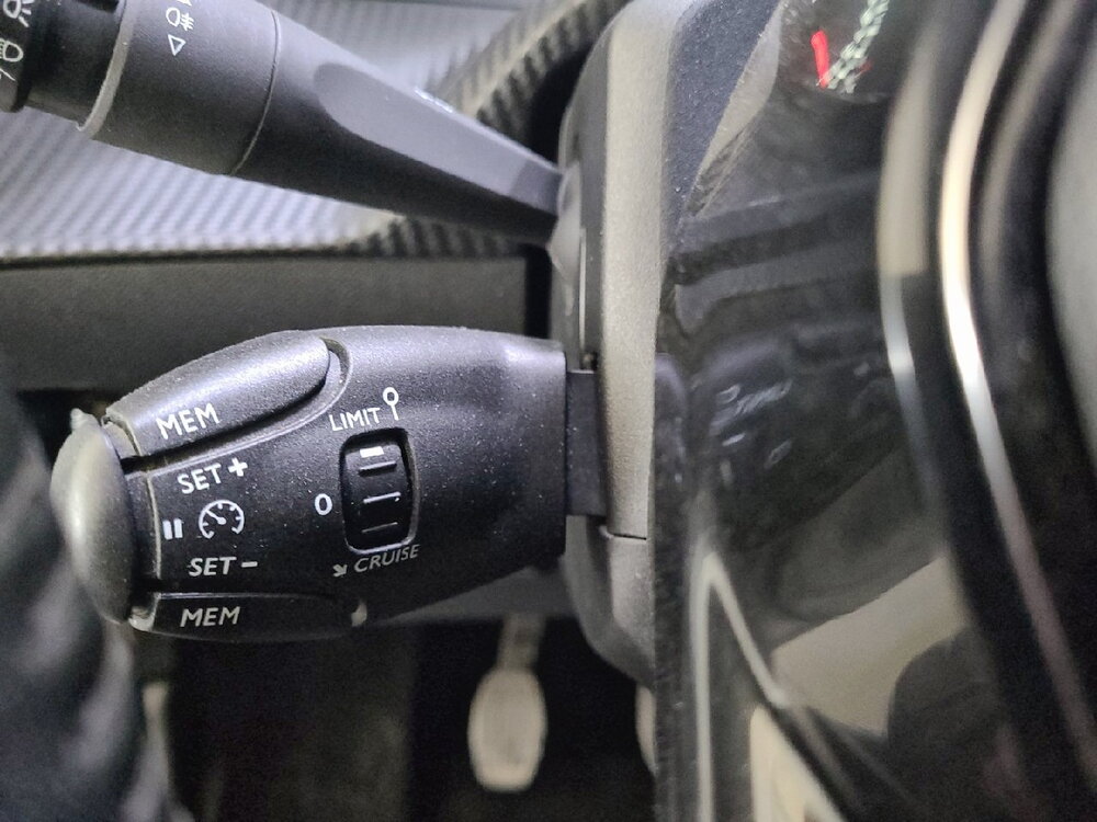 Occasion PEUGEOT 208 208 PureTech 100 S&S BVM6 - Active