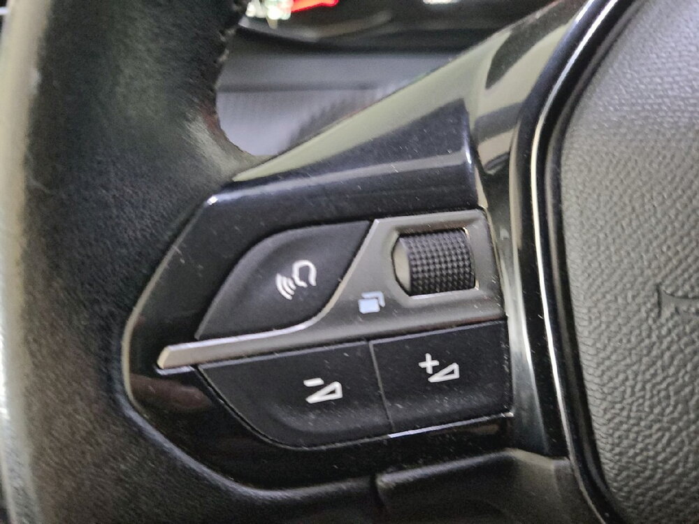 Occasion PEUGEOT 208 208 PureTech 100 S&S BVM6 - Active