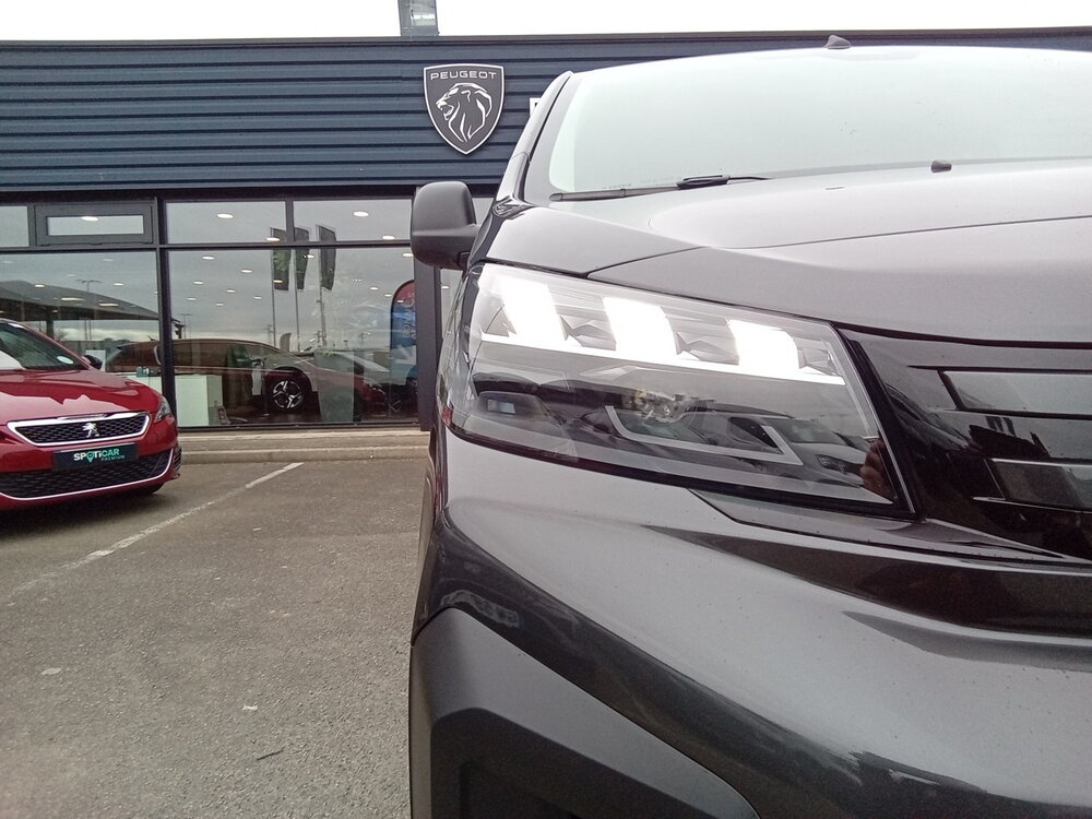 Occasion PEUGEOT Expert Expert Combi M Diesel 180 ch Automatique