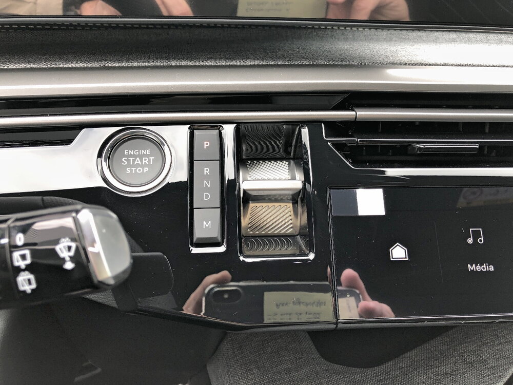 Occasion PEUGEOT 5008 5008 Hybrid 145 ch e-DCS6 - GT Exclusive