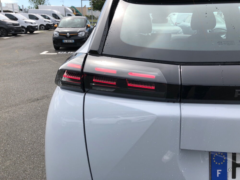 Occasion PEUGEOT 2008 2008 Hybrid 110 e-DCS6 - Edition