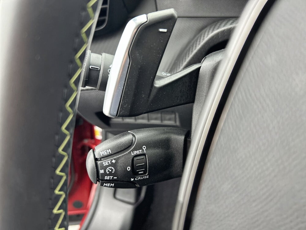 Occasion PEUGEOT 2008 2008 PureTech 130 S&S EAT8 - GT