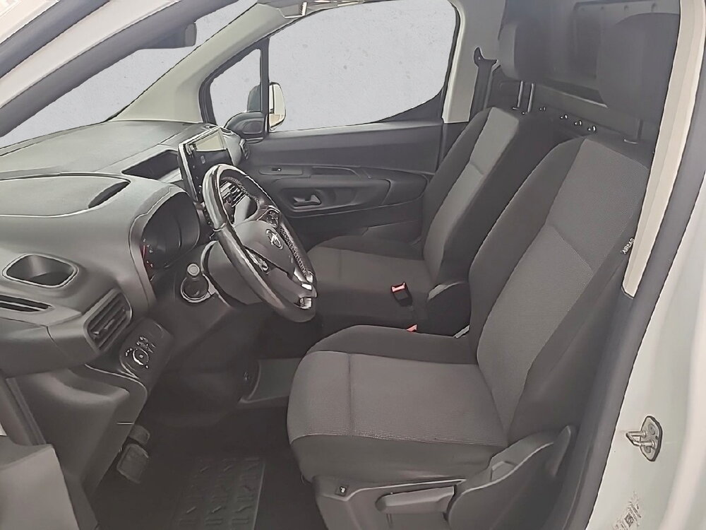 Occasion OPEL Combo COMBO-E CARGO L1 ELECTRIQUE 100 KW - PACK CLIM