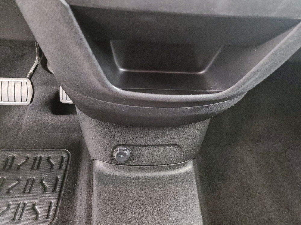 Occasion OPEL Combo COMBO-E CARGO L1 ELECTRIQUE 100 KW - PACK CLIM