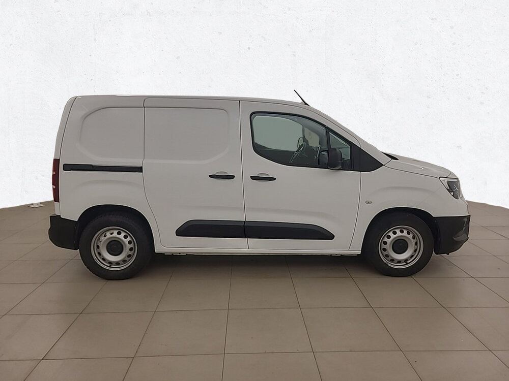 Occasion OPEL Combo COMBO-E CARGO L1 ELECTRIQUE 100 KW - PACK CLIM