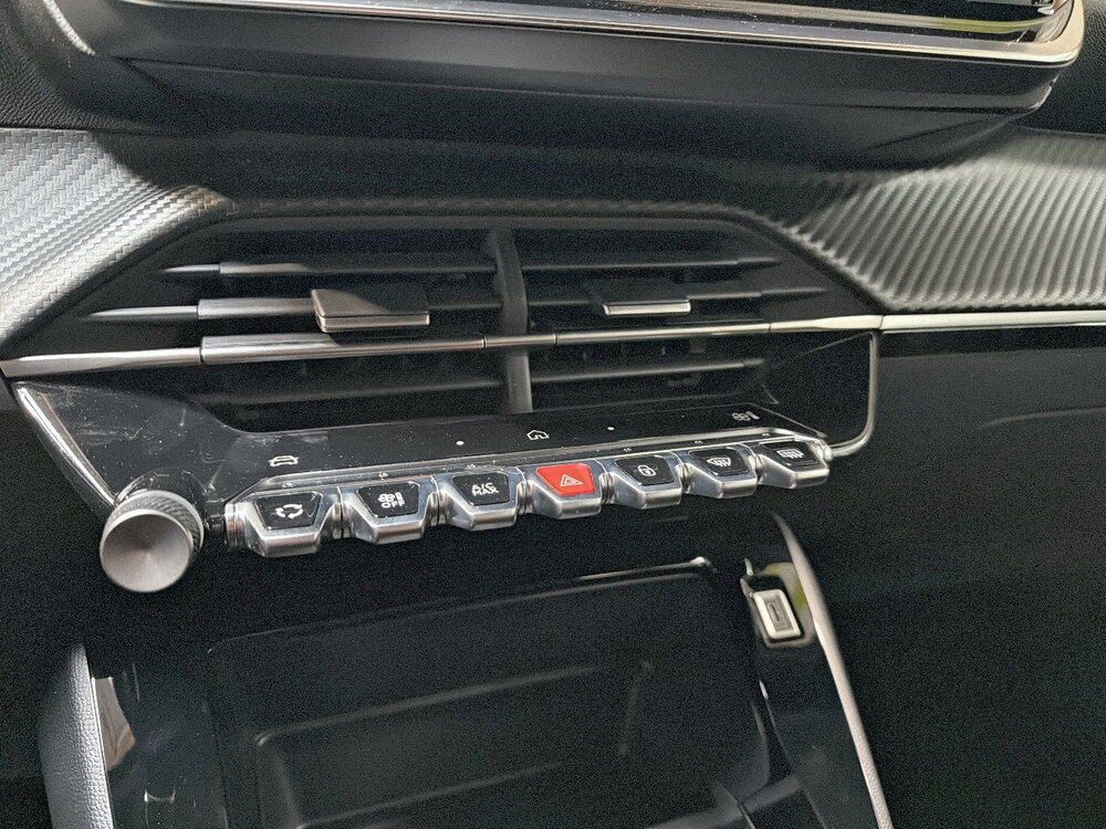 Occasion PEUGEOT 2008 2008 Hybrid 110 e-DCS6 - Edition