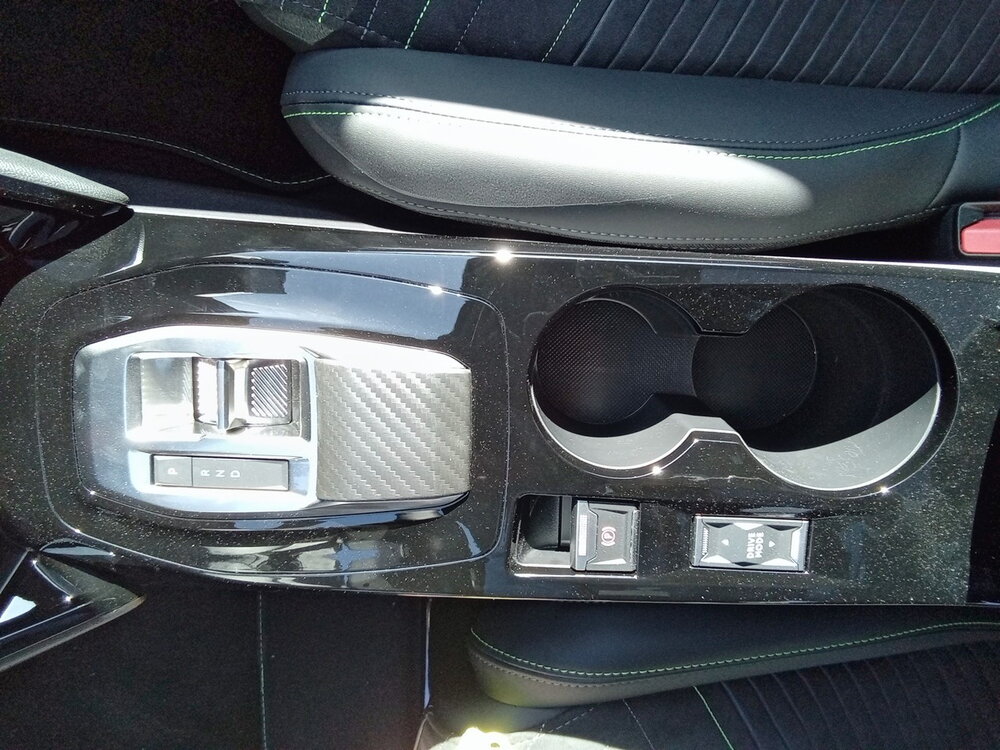 Occasion PEUGEOT 2008 2008 Hybrid 145 e-DCS6 - GT Exclusive