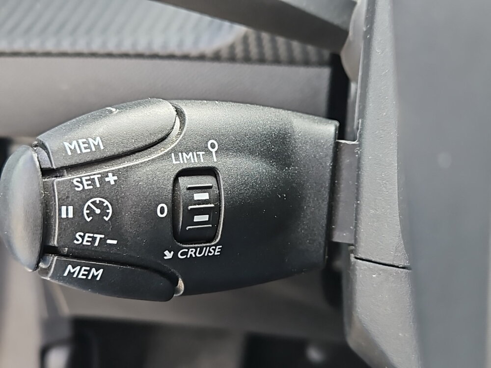 Occasion PEUGEOT 208 208 Electrique 50 kWh 136ch - Active