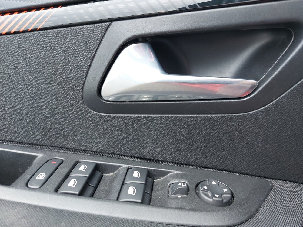 Occasion PEUGEOT 208 208 Electrique 50 kWh 136ch - Active Pack