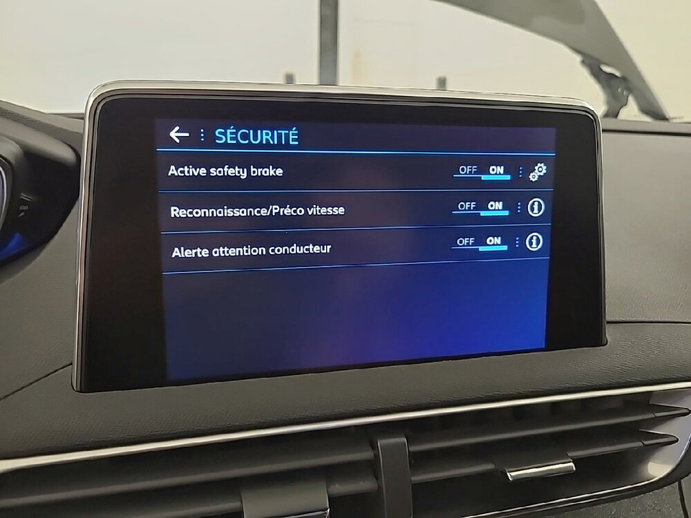 Occasion PEUGEOT 3008 3008 BlueHDi 130ch S&S BVM6 - Crossway