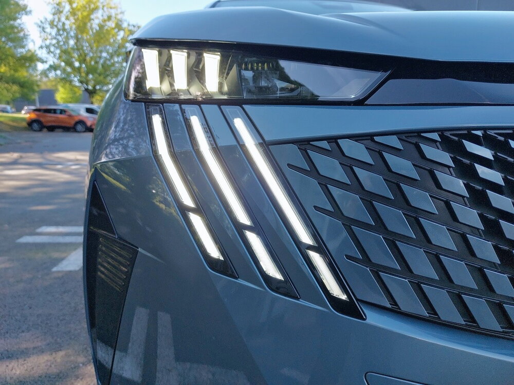 Occasion PEUGEOT 3008 3008 Electrique 210 ch 73 kWh - GT Exclusive