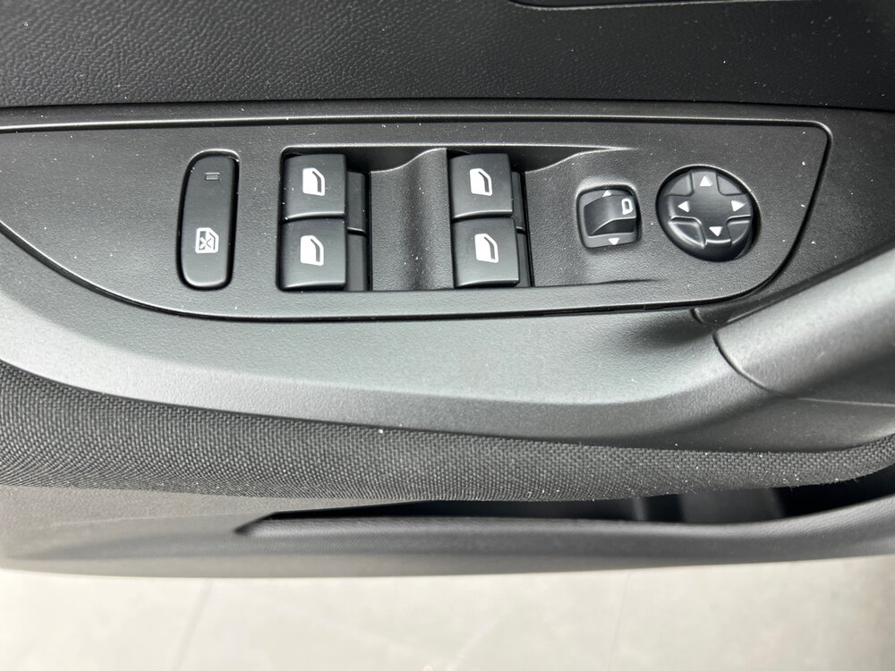 Occasion PEUGEOT 2008 2008 PureTech 100 S&S BVM6 - Active