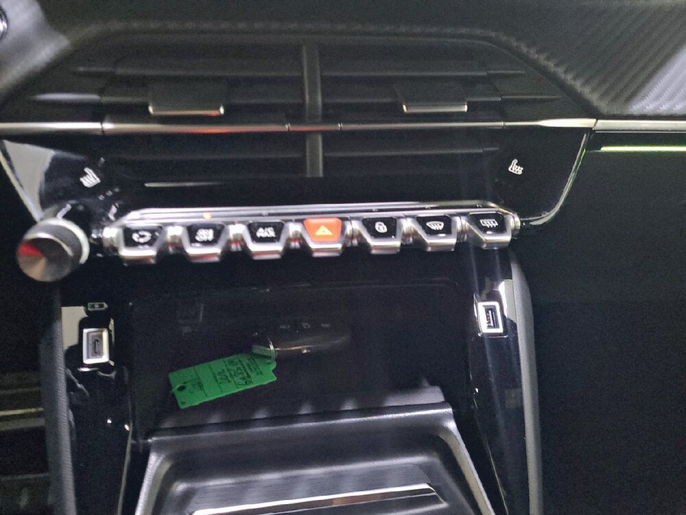 Occasion PEUGEOT 2008 2008 PureTech 130 S&S EAT8 - GT