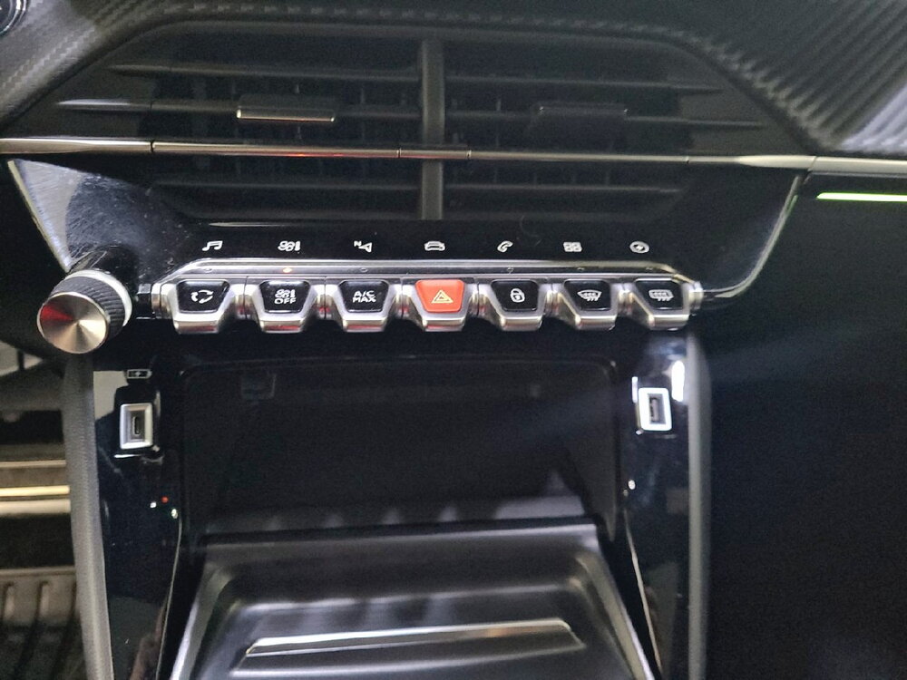 Occasion PEUGEOT 2008 2008 Electrique 136 ch - GT