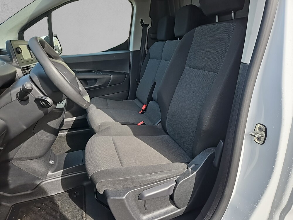 Occasion PEUGEOT Partner E-PARTNER FOURGON M 800 KG 136 CH BATTERIE 50 KWH