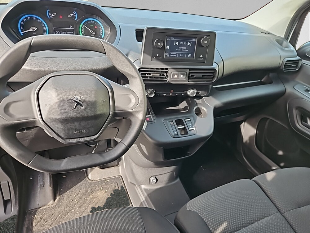 Occasion PEUGEOT Partner E-PARTNER FOURGON M 800 KG 136 CH BATTERIE 50 KWH