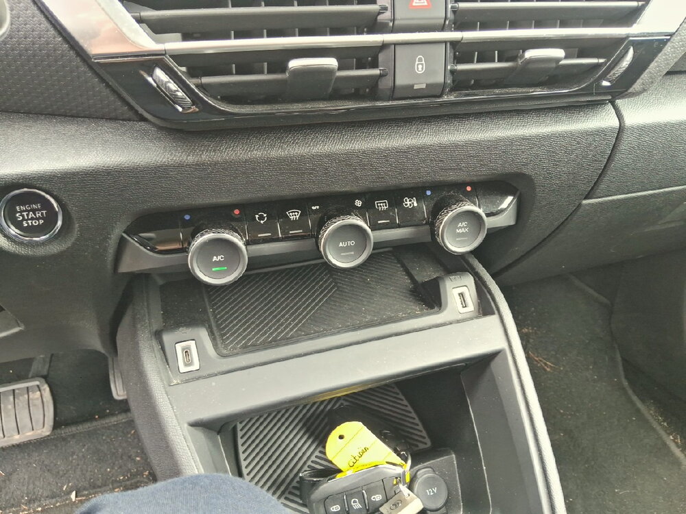 Occasion CITROEN C4 C4 PureTech 130 S&S EAT8 - Shine Pack