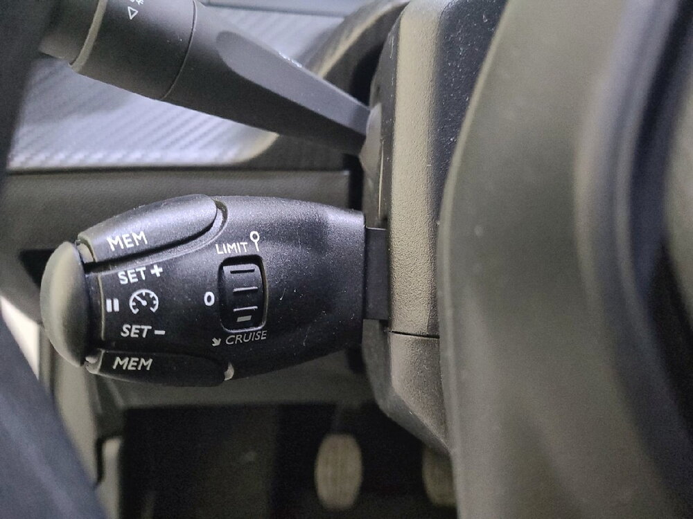 Occasion PEUGEOT 208 208 PureTech 75 S&S BVM5 - Like